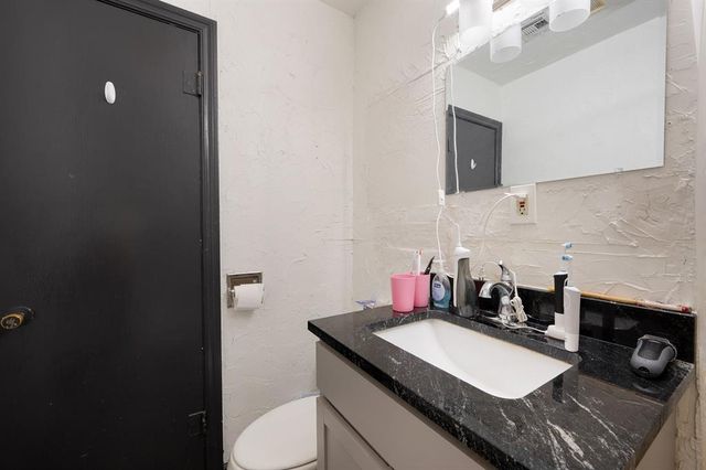 601 W Main Street, Edmond, OK 73003