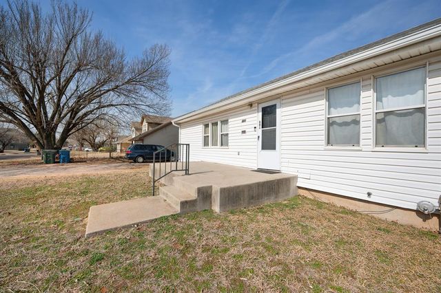 601 W Main Street, Edmond, OK 73003