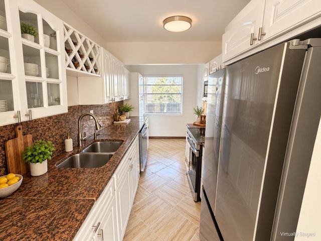 3120 N PINE ISLAND Road 403, Sunrise, FL 33351