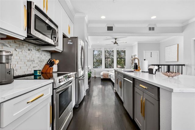 548 COPLEY LANE 548, Orlando, FL 32806