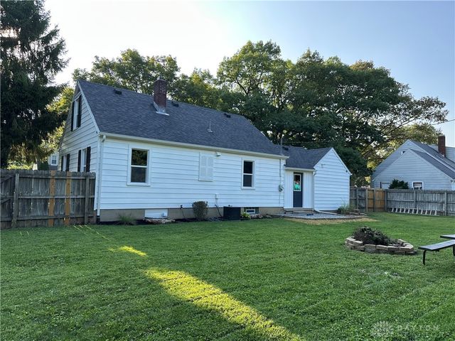 616 Fallview Avenue, Englewood, OH 45322