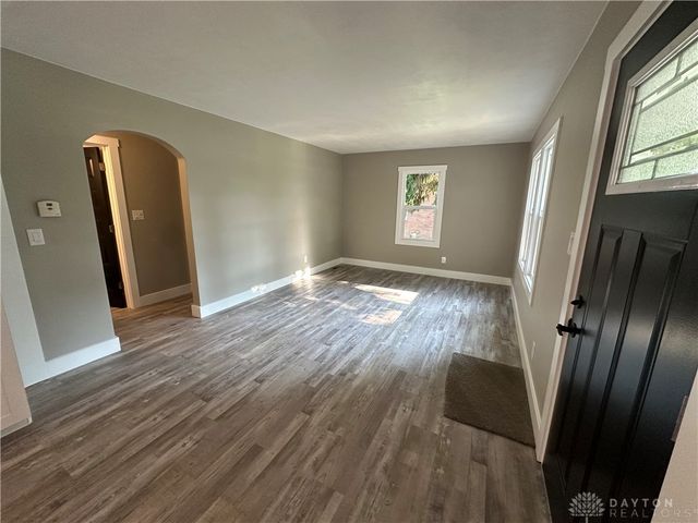 616 Fallview Avenue, Englewood, OH 45322