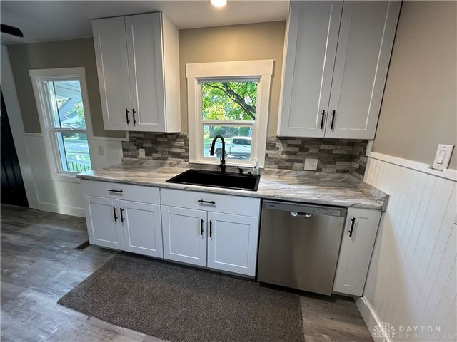 616 Fallview Avenue, Englewood, OH 45322