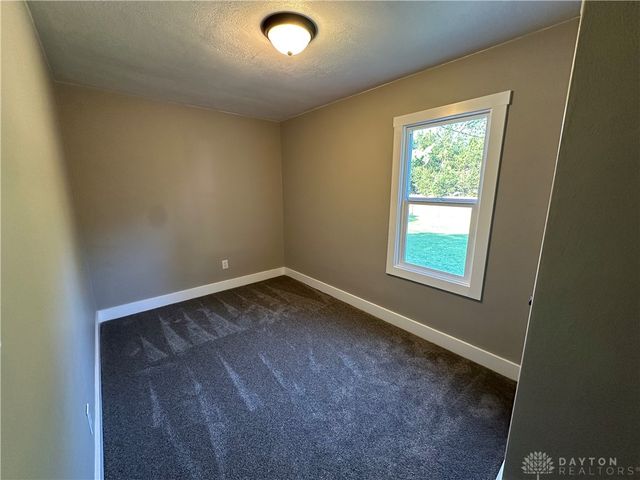 616 Fallview Avenue, Englewood, OH 45322