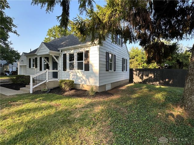 616 Fallview Avenue, Englewood, OH 45322