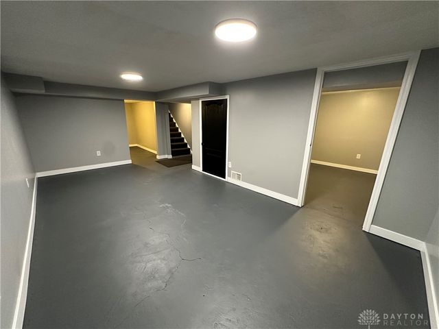 616 Fallview Avenue, Englewood, OH 45322
