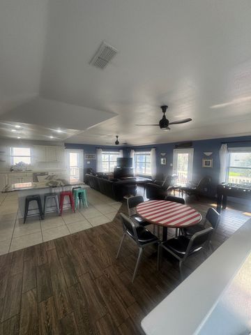 126 E Red Snapper St., South Padre Island, TX 78578