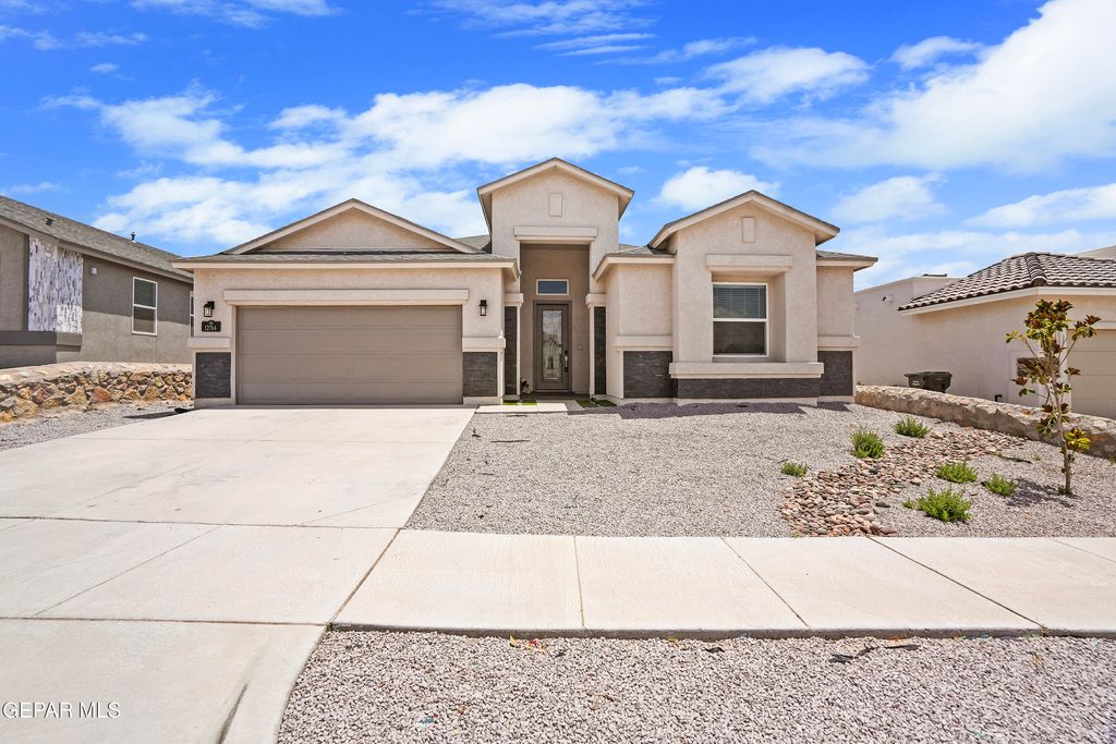12764 INDIAN CANYON Drive, Horizon City, TX 79928