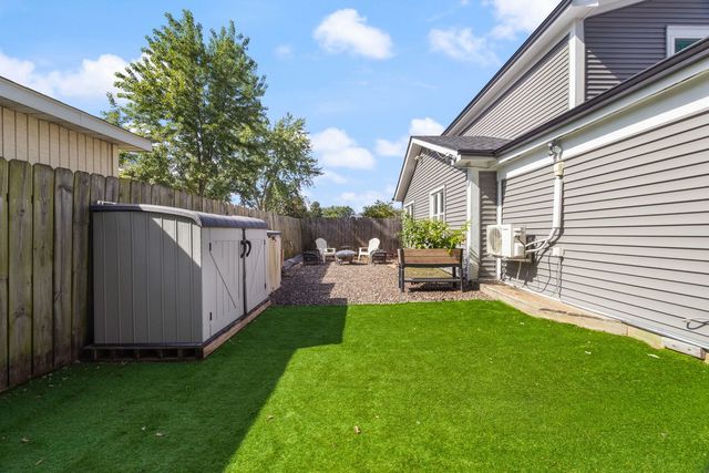 2390 Buttercup Court, Aurora, IL 60506