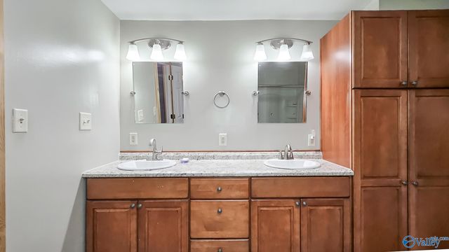 21491 Cairo Hollow Road, Athens, AL 35614