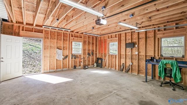 21491 Cairo Hollow Road, Athens, AL 35614