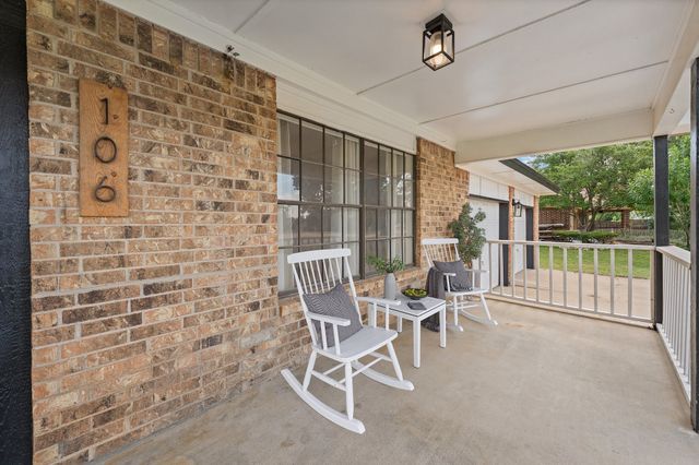 106 Cottonwood Street, Joshua, TX 76058