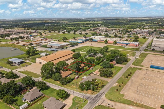 106 Cottonwood Street, Joshua, TX 76058