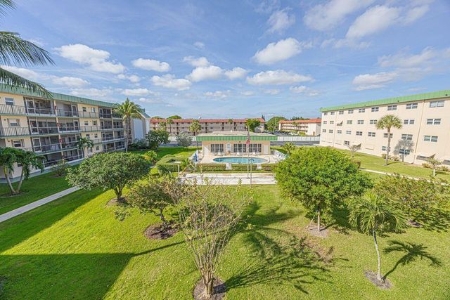 808 SE 7th Street 305, Deerfield Beach, FL 33441