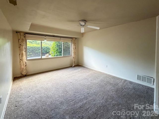 506 Country Club Road, Tryon, NC 28782