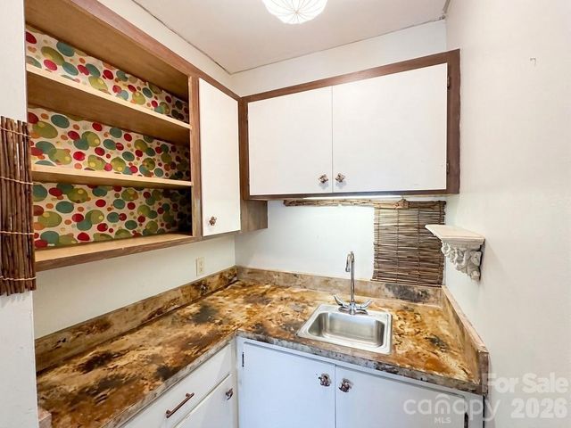 506 Country Club Road, Tryon, NC 28782