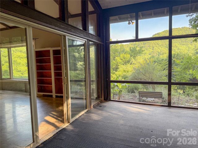 506 Country Club Road, Tryon, NC 28782