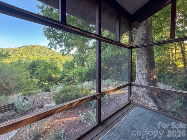 506 Country Club Road, Tryon, NC 28782