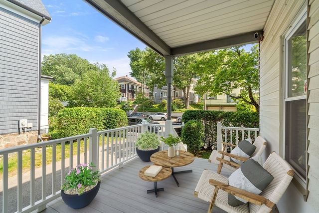 103 Belgrade Ave 2, Boston, MA 02131