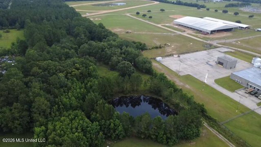 4280 Kiln Delisle Road, Kiln, MS 39556