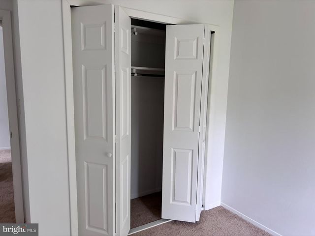 6 OJIBWAY RD, Randallstown, MD 21133
