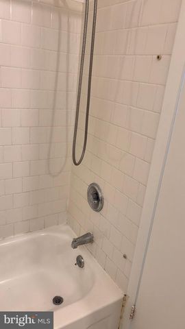 6 OJIBWAY RD, Randallstown, MD 21133