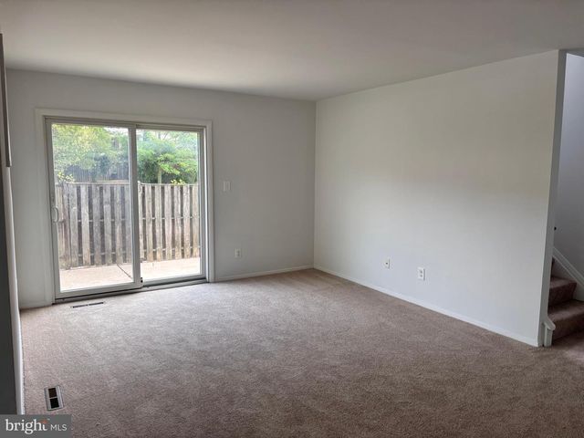 6 OJIBWAY RD, Randallstown, MD 21133