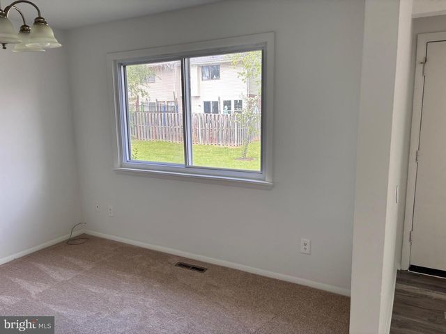 6 OJIBWAY RD, Randallstown, MD 21133
