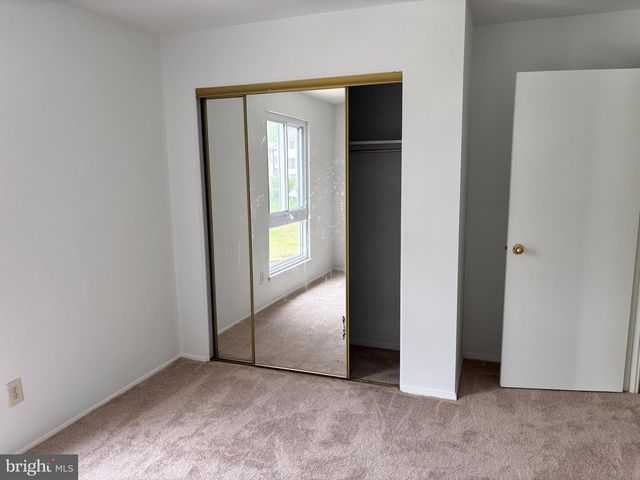 6 OJIBWAY RD, Randallstown, MD 21133