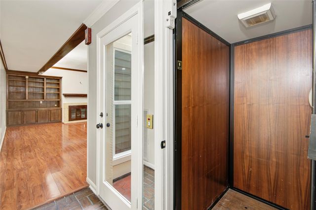 4127 Meyerwood Drive, Houston, TX 77025