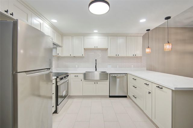4127 Meyerwood Drive, Houston, TX 77025