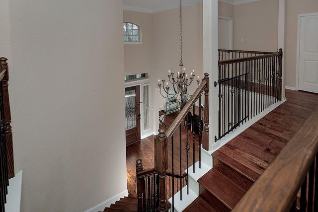 18 Shallowford, The Woodlands, TX 77375