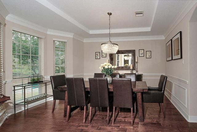 18 Shallowford, The Woodlands, TX 77375