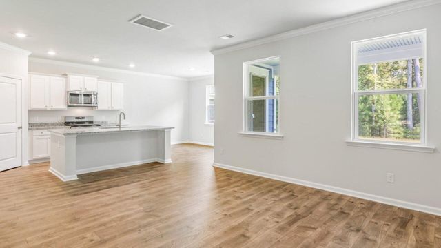 214 Seele Street, Summerville, SC 29485