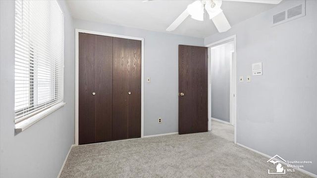 32750 Barclay Square, Warren, MI 48093