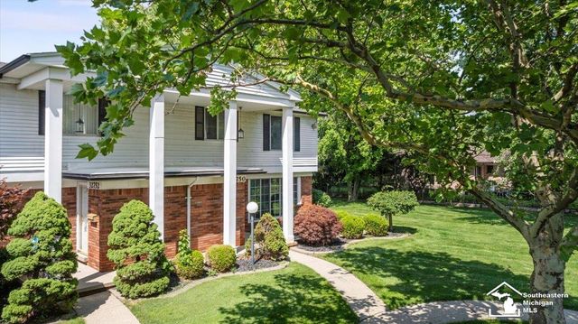 32750 Barclay Square, Warren, MI 48093