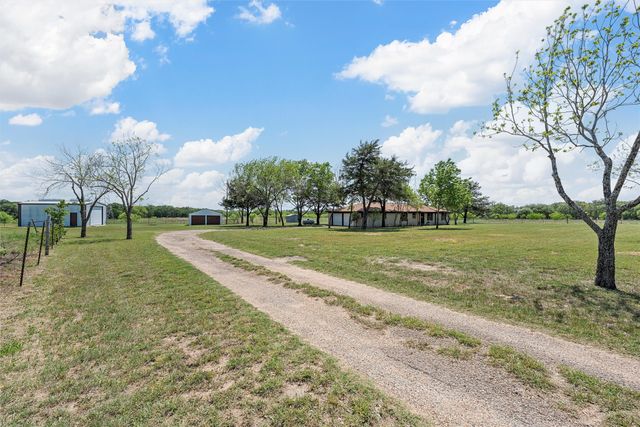 2988 Old Axtell Road, Axtell, TX 76624