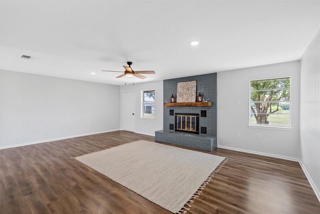 2988 Old Axtell Road, Axtell, TX 76624