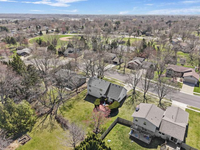 718 Mellum Drive, Stoughton, WI 53589