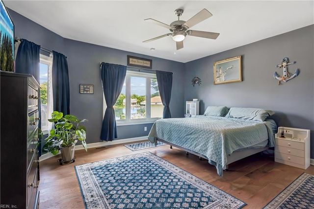 115 Holden LN, Yorktown, VA 23692