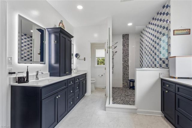 115 Holden LN, Yorktown, VA 23692