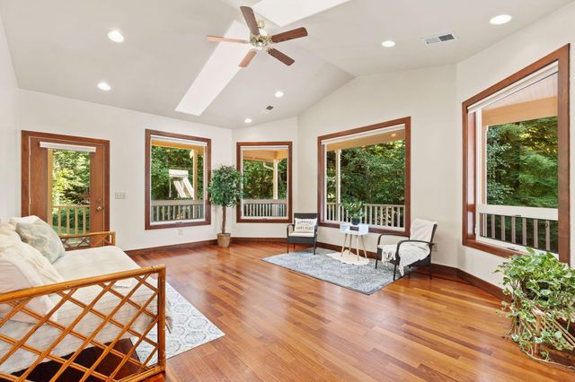 1115 Hunts Drive, Mckinleyville, CA 95519