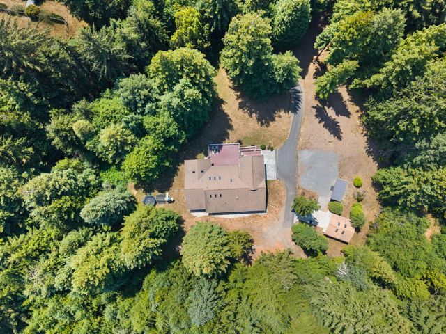 1115 Hunts Drive, Mckinleyville, CA 95519