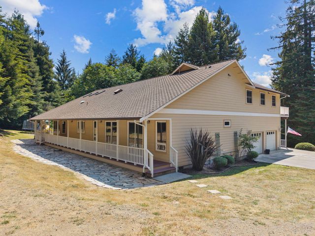 1115 Hunts Drive, Mckinleyville, CA 95519
