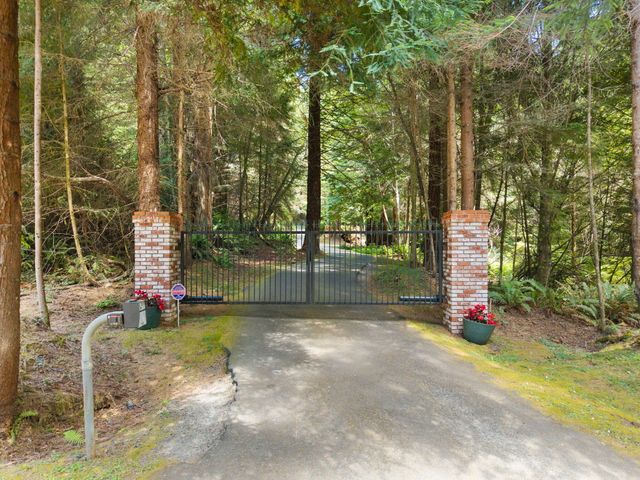 1115 Hunts Drive, Mckinleyville, CA 95519