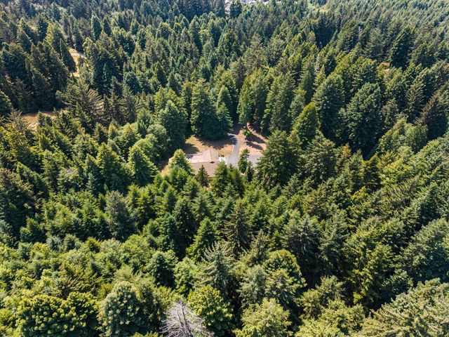 1115 Hunts Drive, Mckinleyville, CA 95519