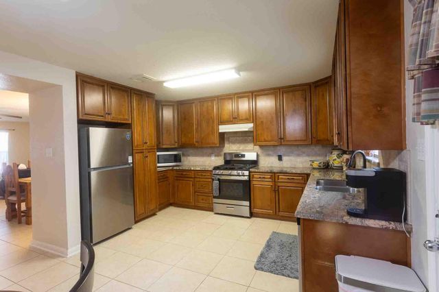 29619 N Legends Bend Lane, Spring, TX 77386