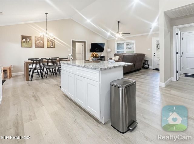 202 Ashton Lane, Madisonville, TN 37354