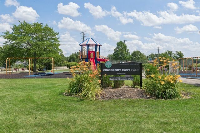 1105 E Point Drive, Schaumburg, IL 60193