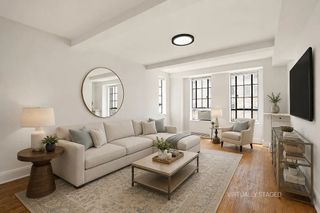 350 W 57th St Apt 6H, New York City, NY 10019